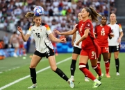 关于直击现场！半决赛中巴西队如何完成逆转获胜？的信息