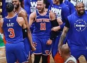 勇士绝杀时刻，逆转取胜点燃赛场，唐斯迎来胜利！