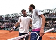 德约科维奇在掘金比赛中爆冷，挺进下一轮引发热议！的简单介绍