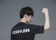 Uzi重返赛场，最后时刻胜出首场状态出色，拜仁观众沸腾！