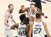 包含热情澎湃：欧洲职业球队绞尽脑汁的词条